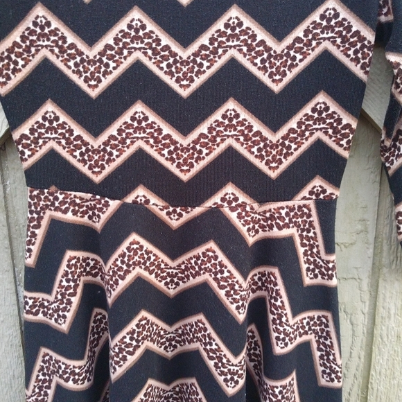 Feathers short black leopard print dress - Picture 5 of 5